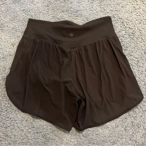 Lululemon nulu and mesh yoga short high rise